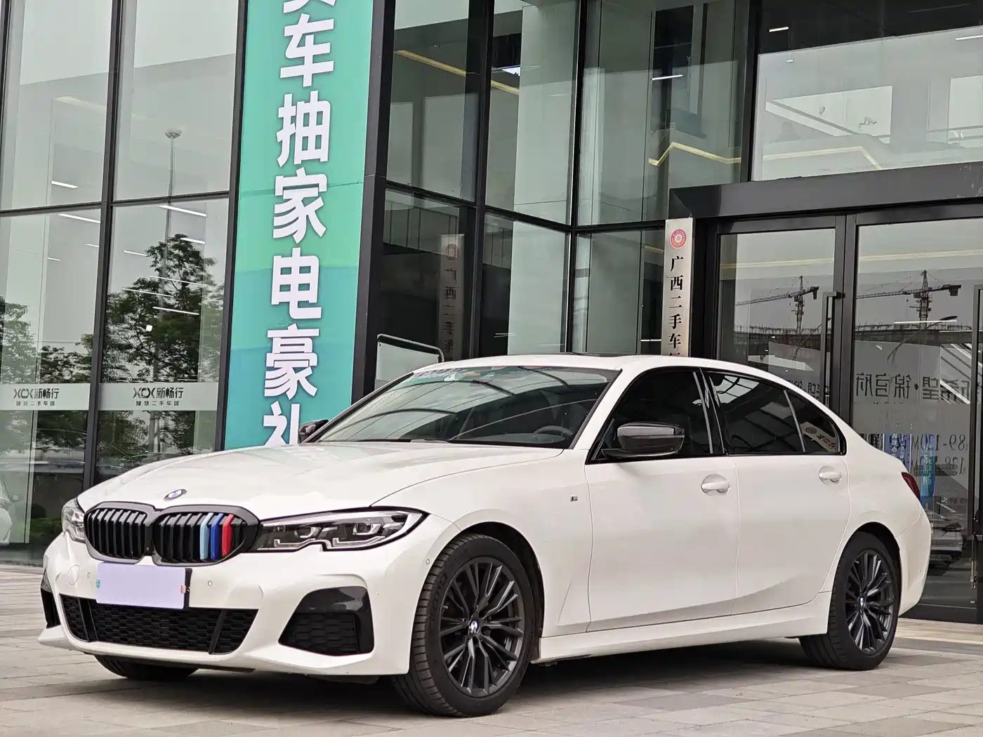 BMW 3 серии 2021