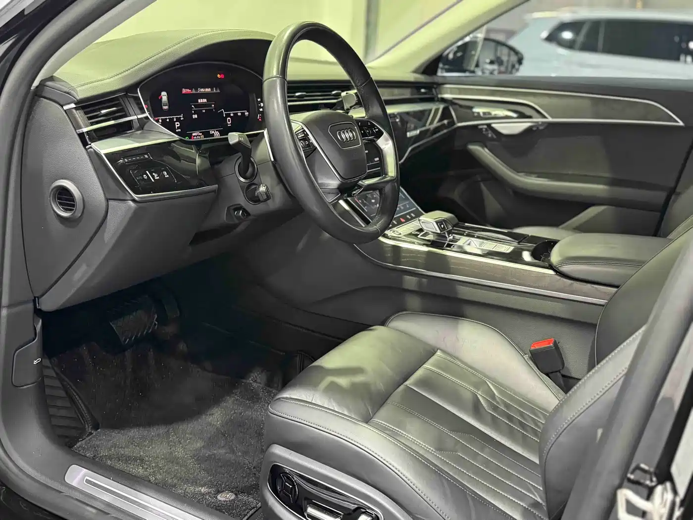 Audi A8 2023