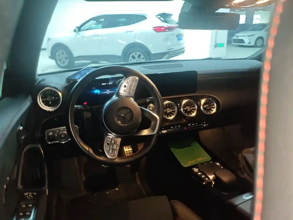 Mercedes-Benz CLA 2021