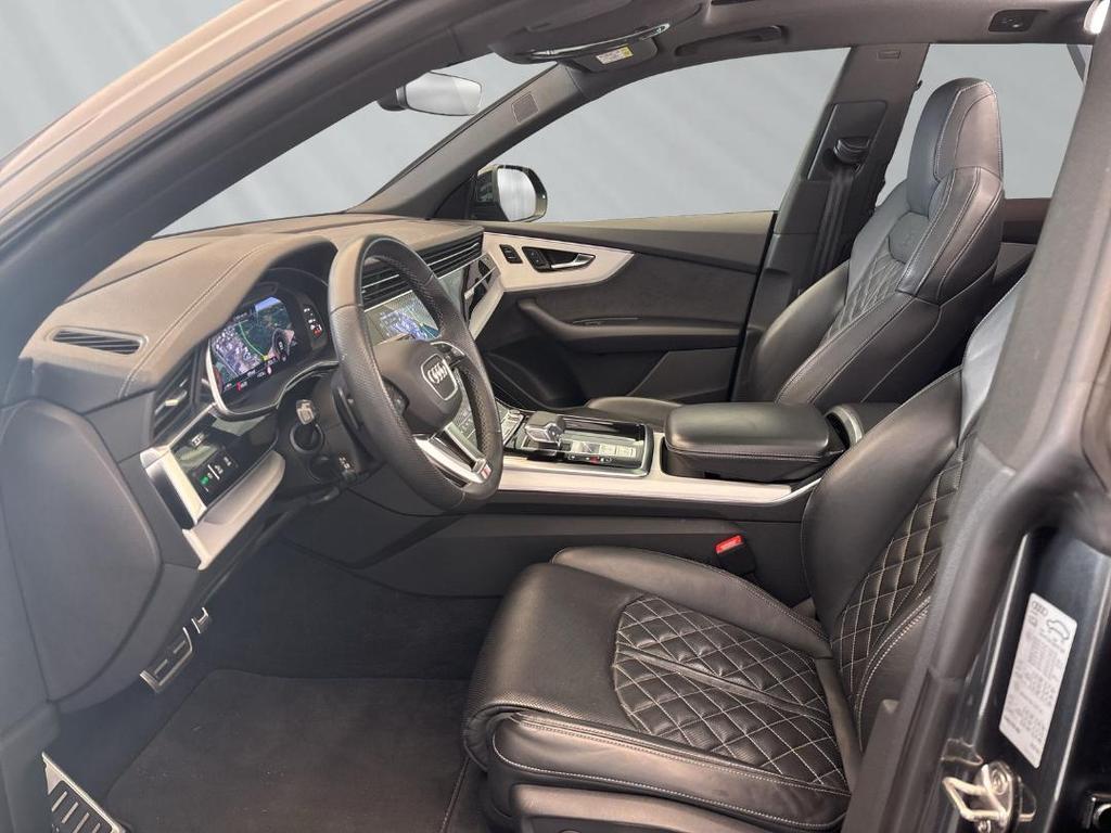 Audi Q8 2023