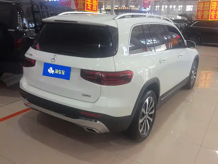 Mercedes-Benz GLB 2023