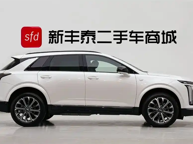 Cadillac XT5 2025