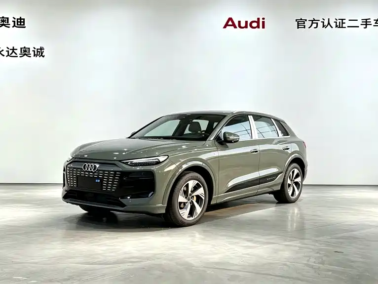 Audi e-tron 2025