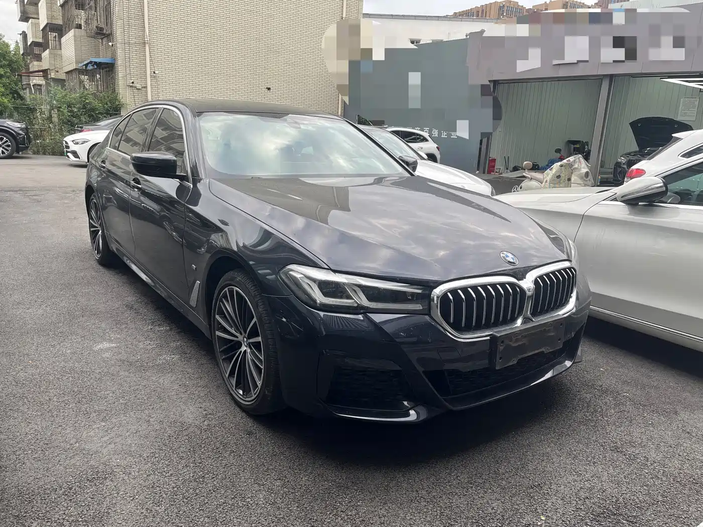 BMW 5 серии 2021
