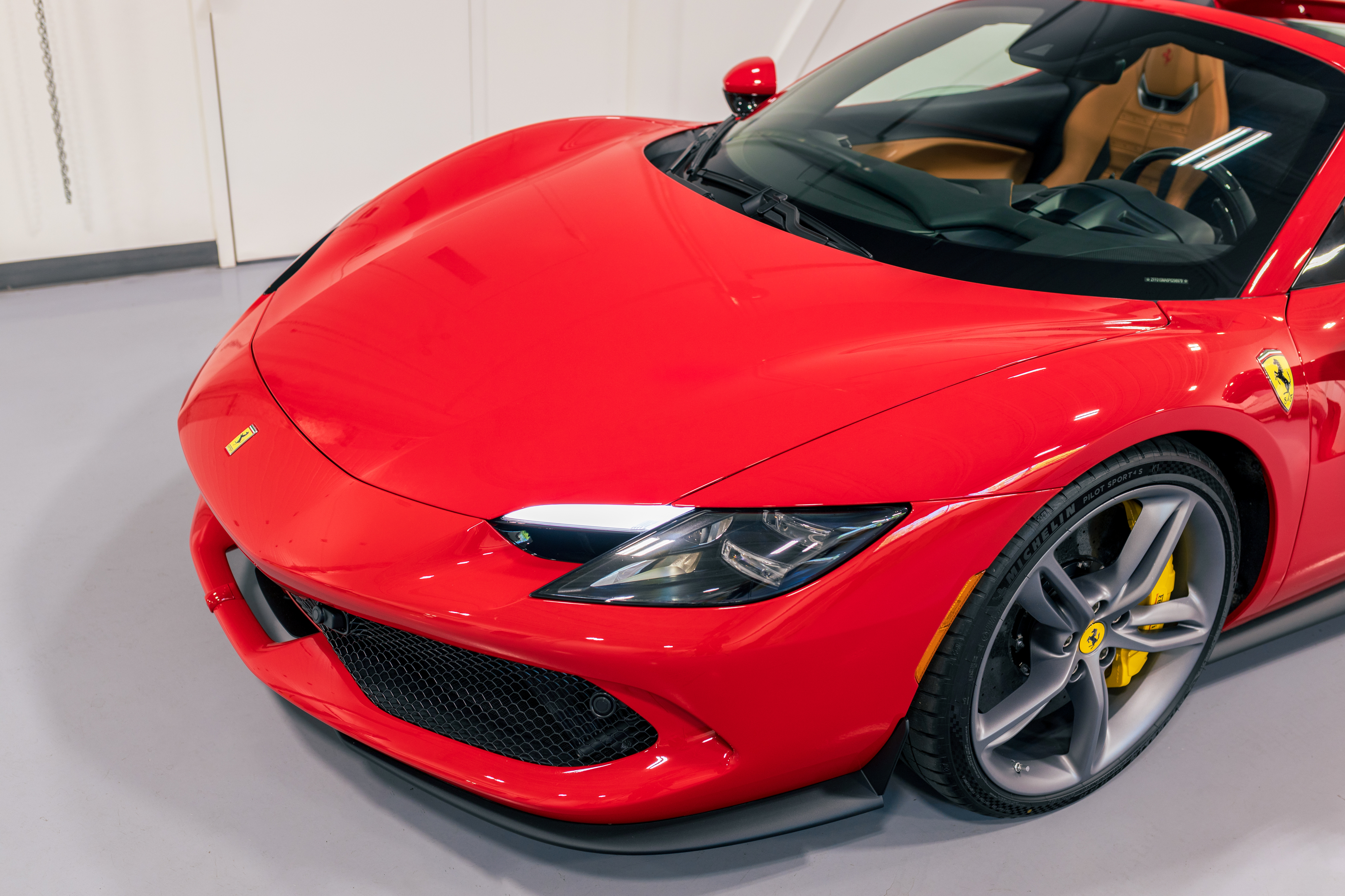 Ferrari 296 GTS 2023