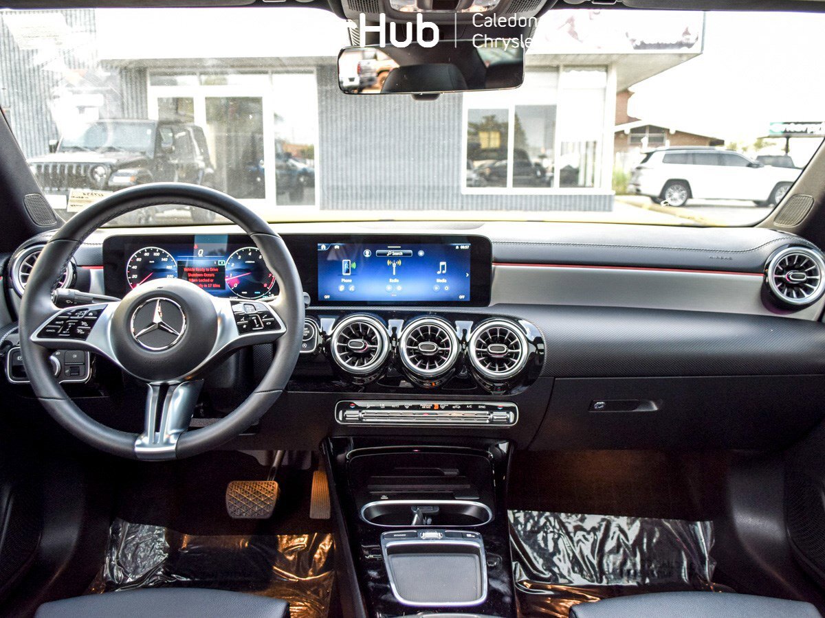 Mercedes-Benz CLA 2025
