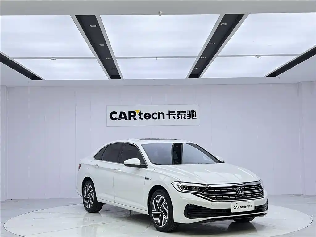 Volkswagen Jetta 2023