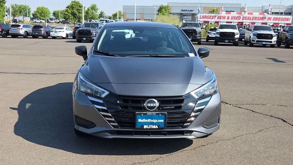 Nissan Versa 2025