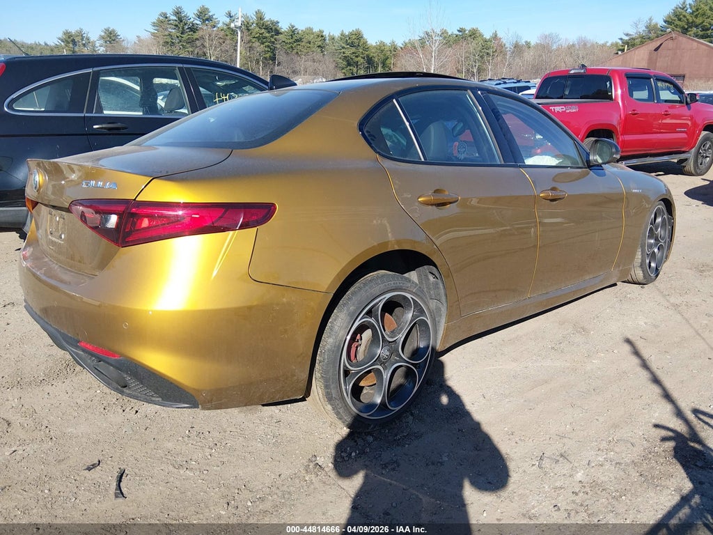 Alfa Romeo Giulia 2023