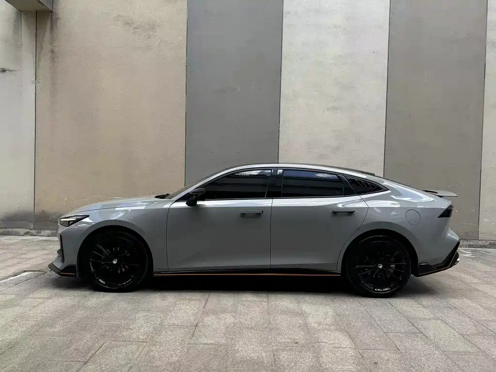 Changan UNI-V 2023