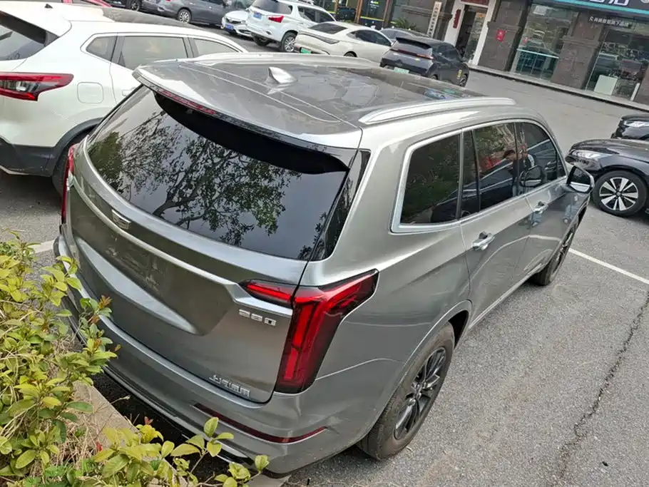 Cadillac XT6 2021