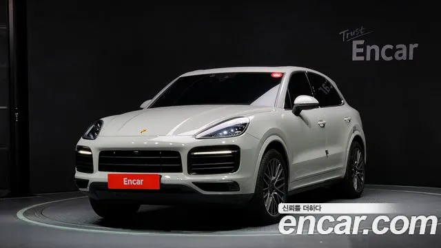 Porsche Cayenne 2021