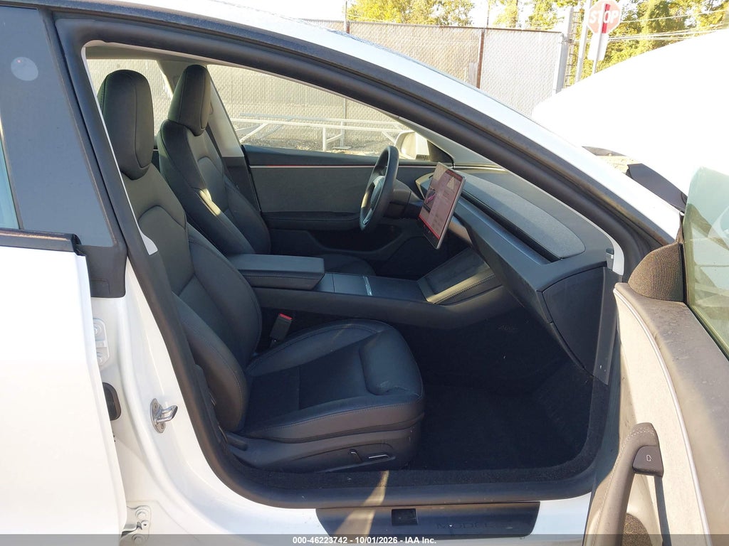 Tesla Model 3 2025