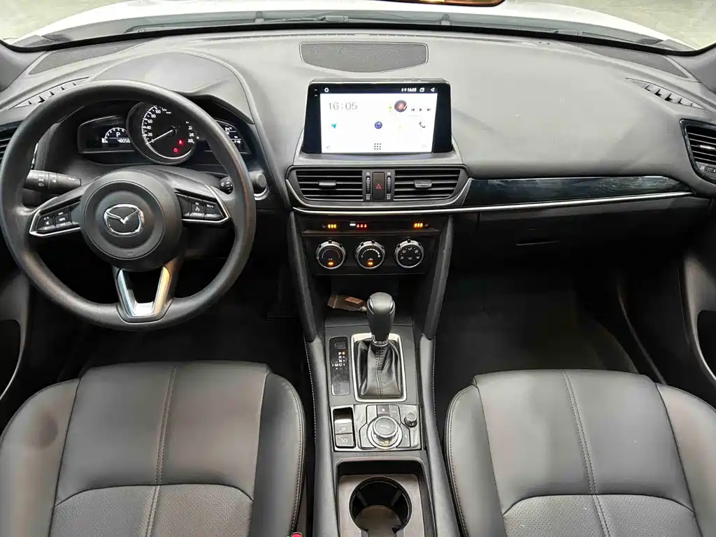 Mazda CX-4 2023