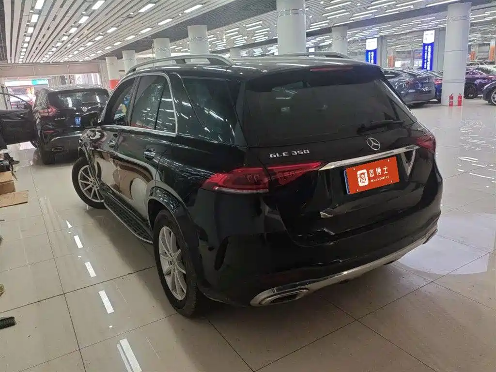 Mercedes-Benz GLE 2021