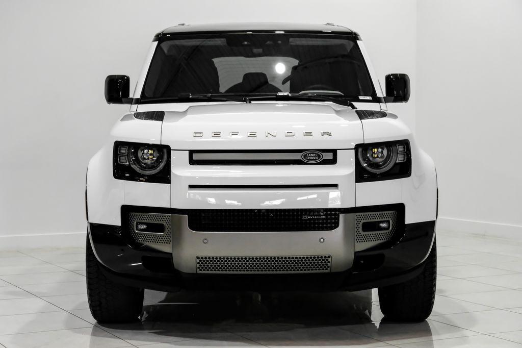 Land Rover Defender 2023