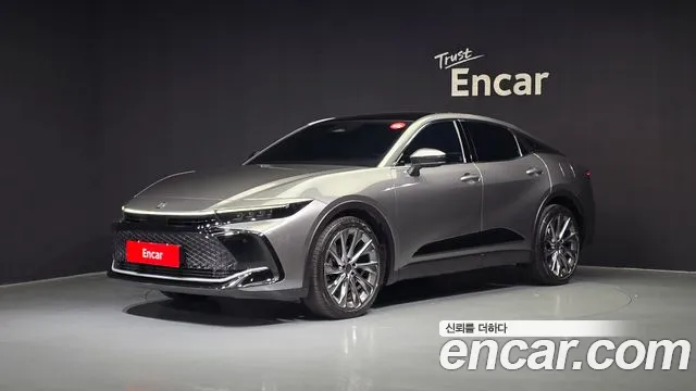 Toyota Crown 2023