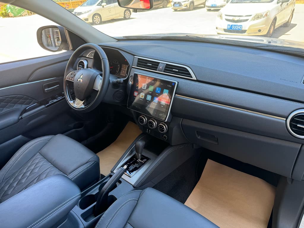 Mitsubishi Eclipse Cross 2023