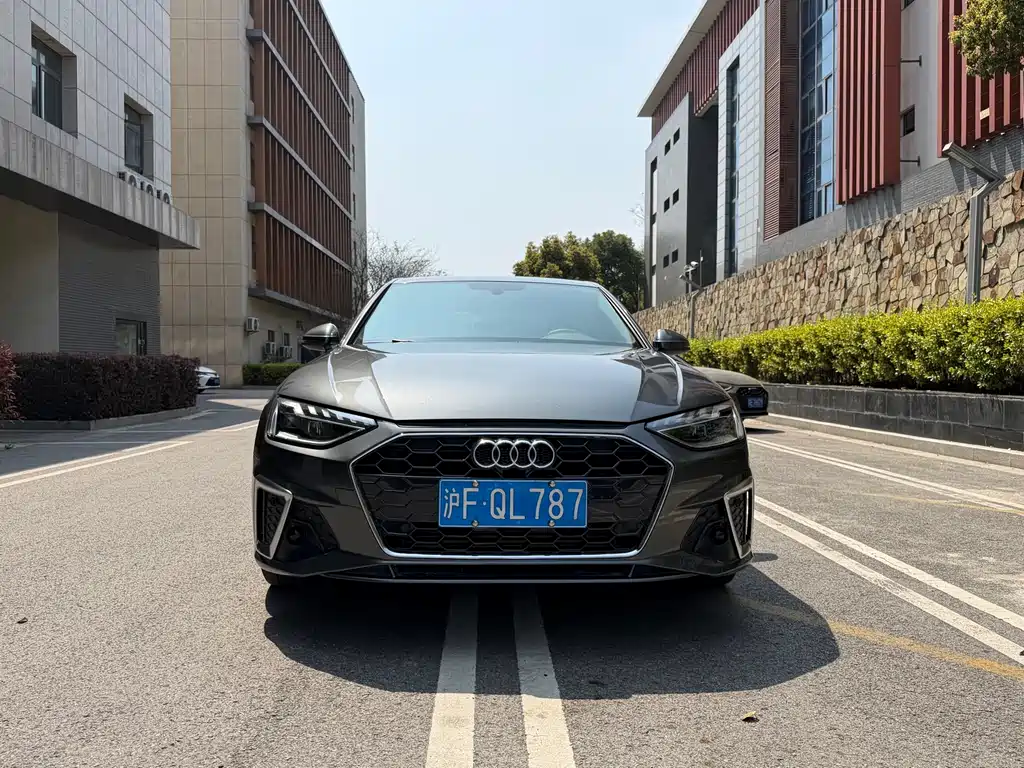 Audi A4 2021
