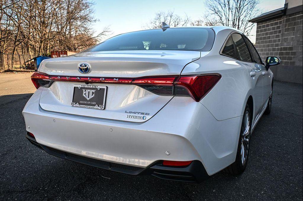 Toyota Avalon 2021