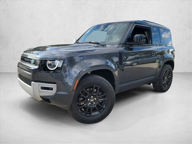 Land Rover Defender 2023
