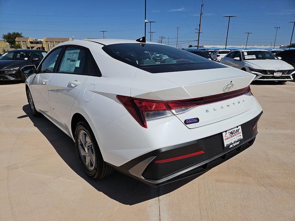Hyundai Elantra 2026