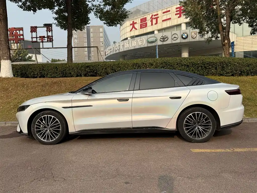 BYD Han 2022