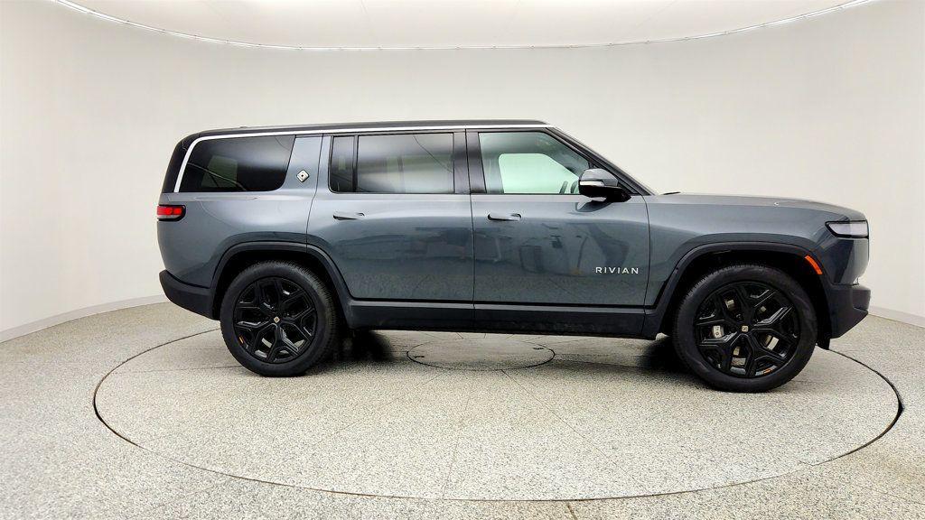 Rivian R1S 2024