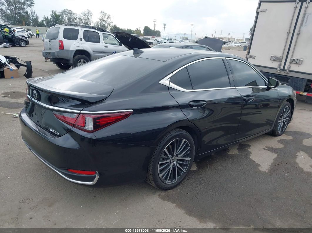 Lexus ES 2024