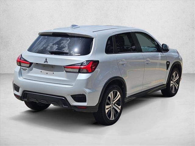 Mitsubishi Outlander Sport 2024