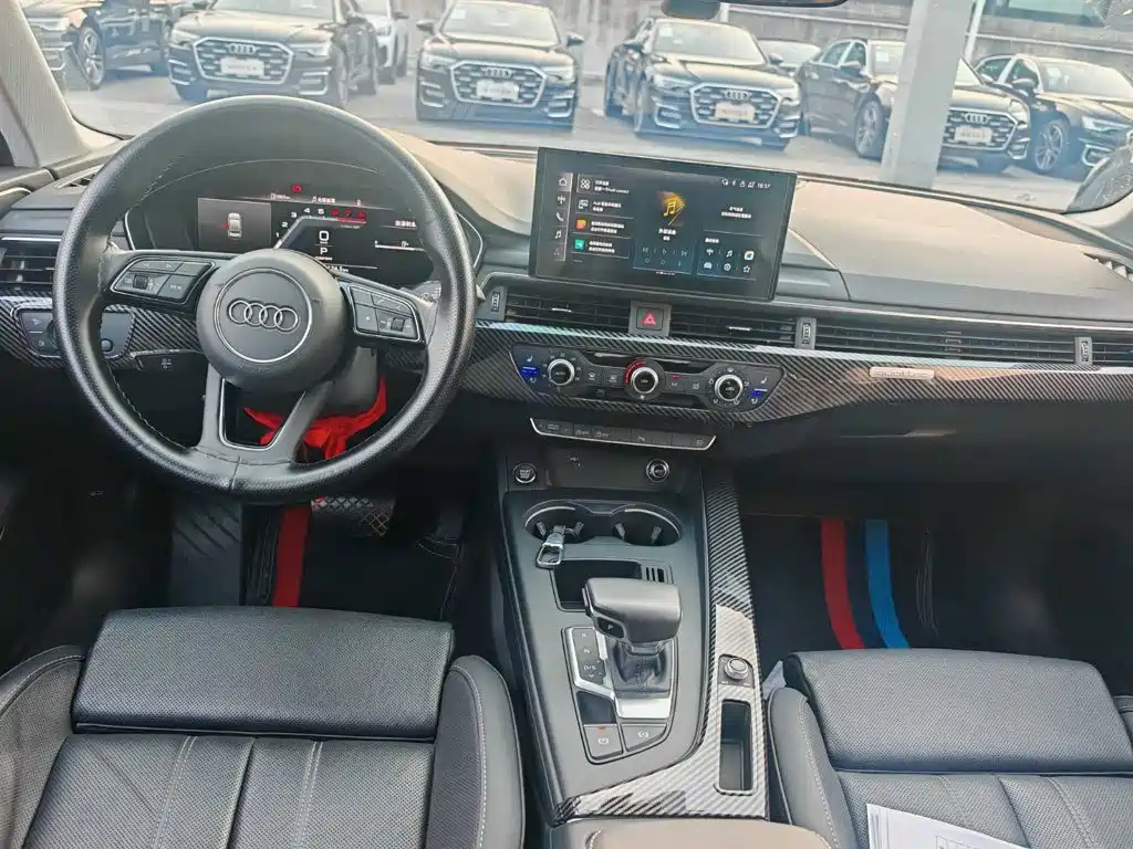 Audi A4 2024