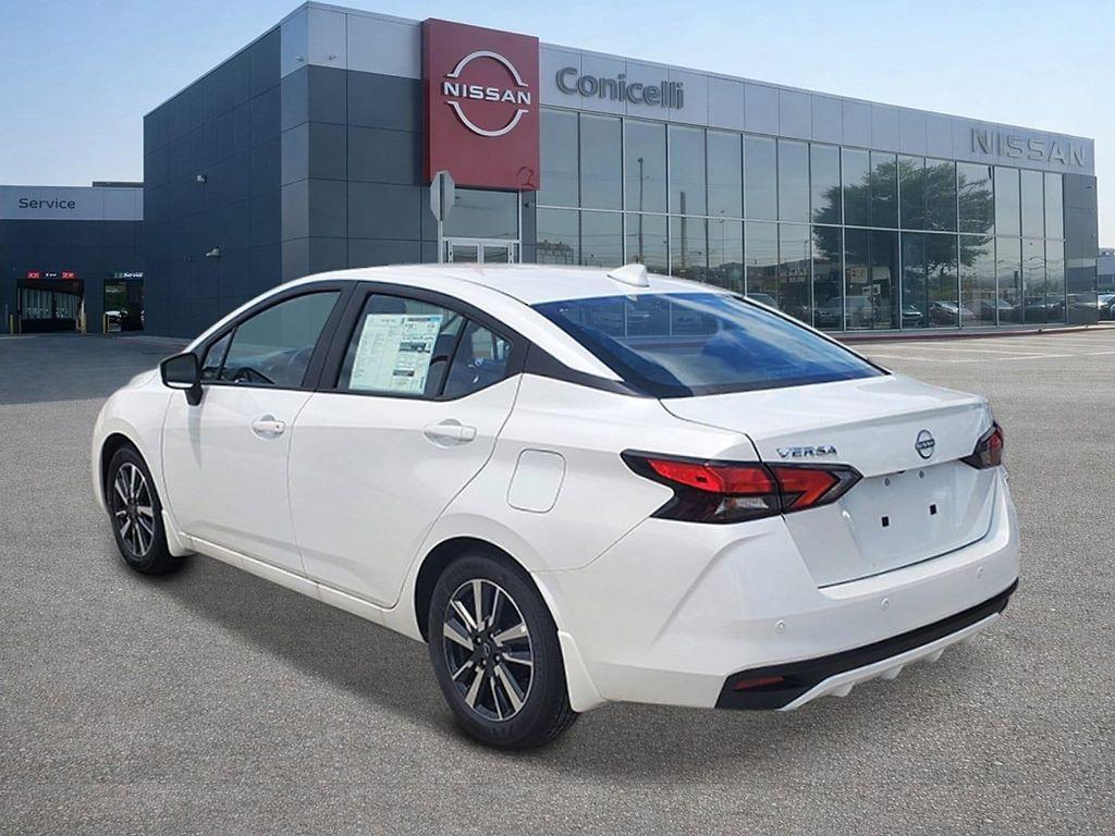 Nissan Versa 2025