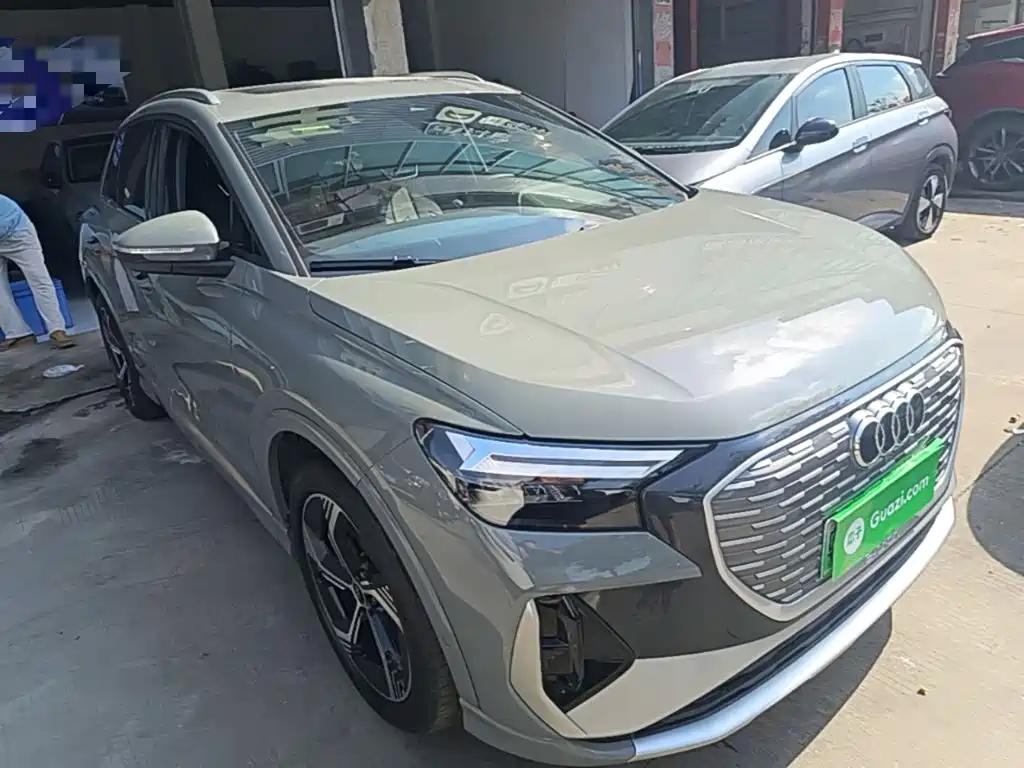 Audi Q4 e-tron 2023