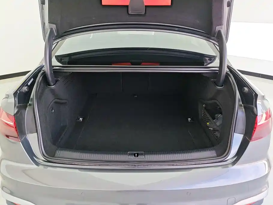 Audi A4 2021
