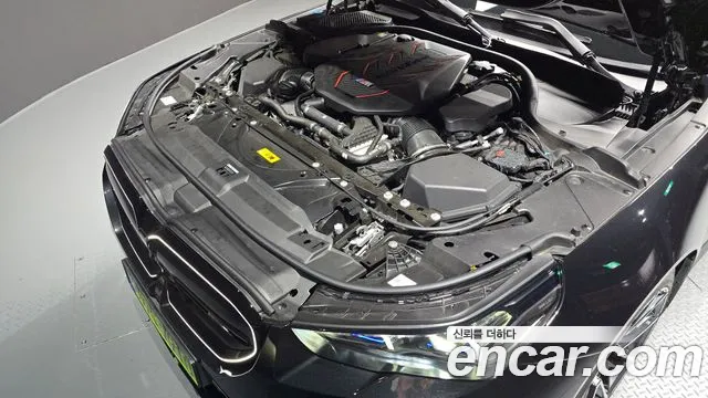 BMW M5 2025
