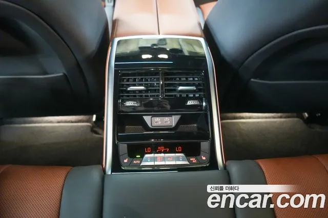 BMW 8 серии 2023