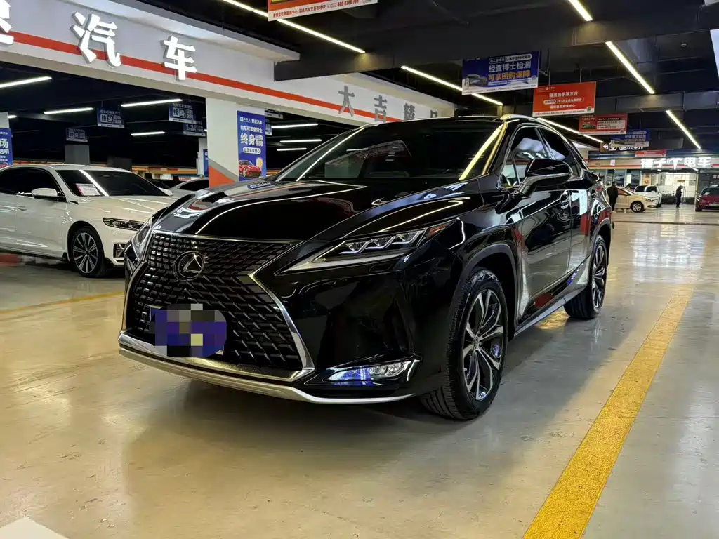 Lexus RX 2021