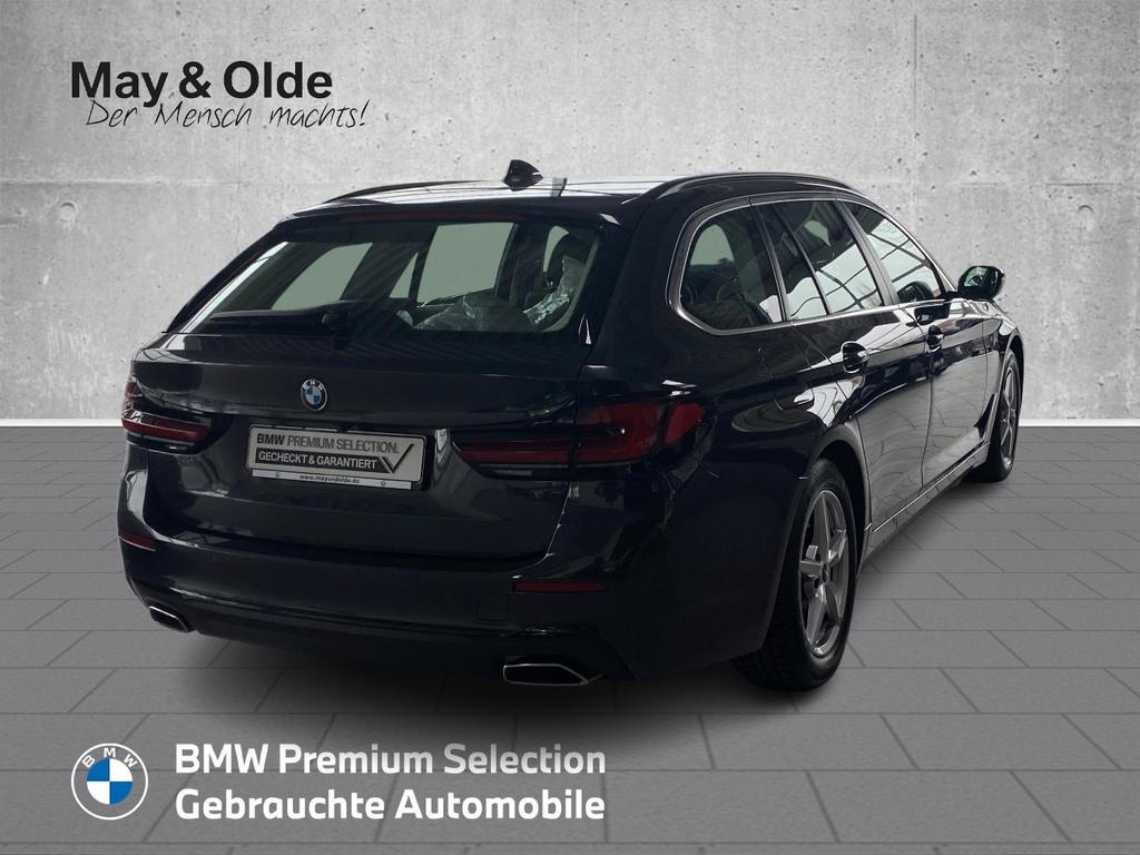 BMW 520 2022