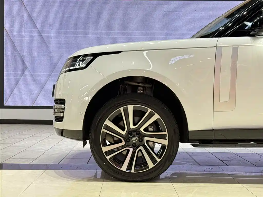 Land Rover Range Rover 2024
