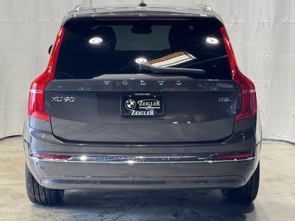 Volvo XC90 2025