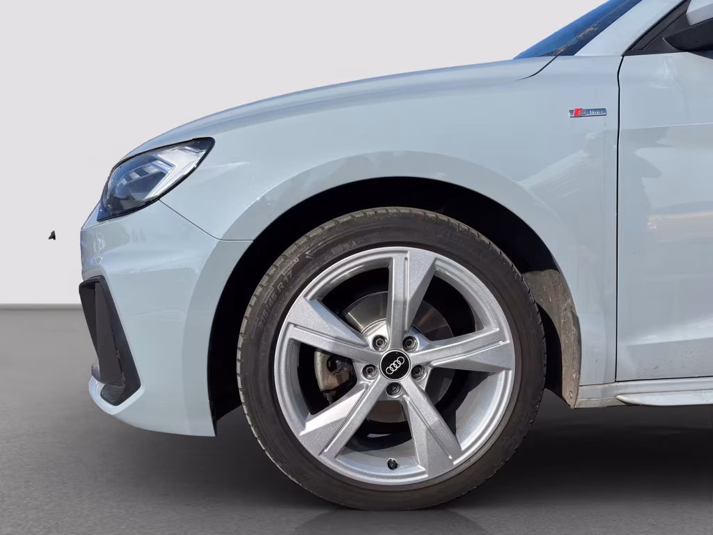 Audi A1 2023