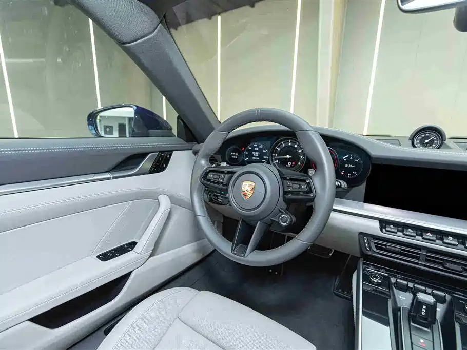 Porsche 911 2021