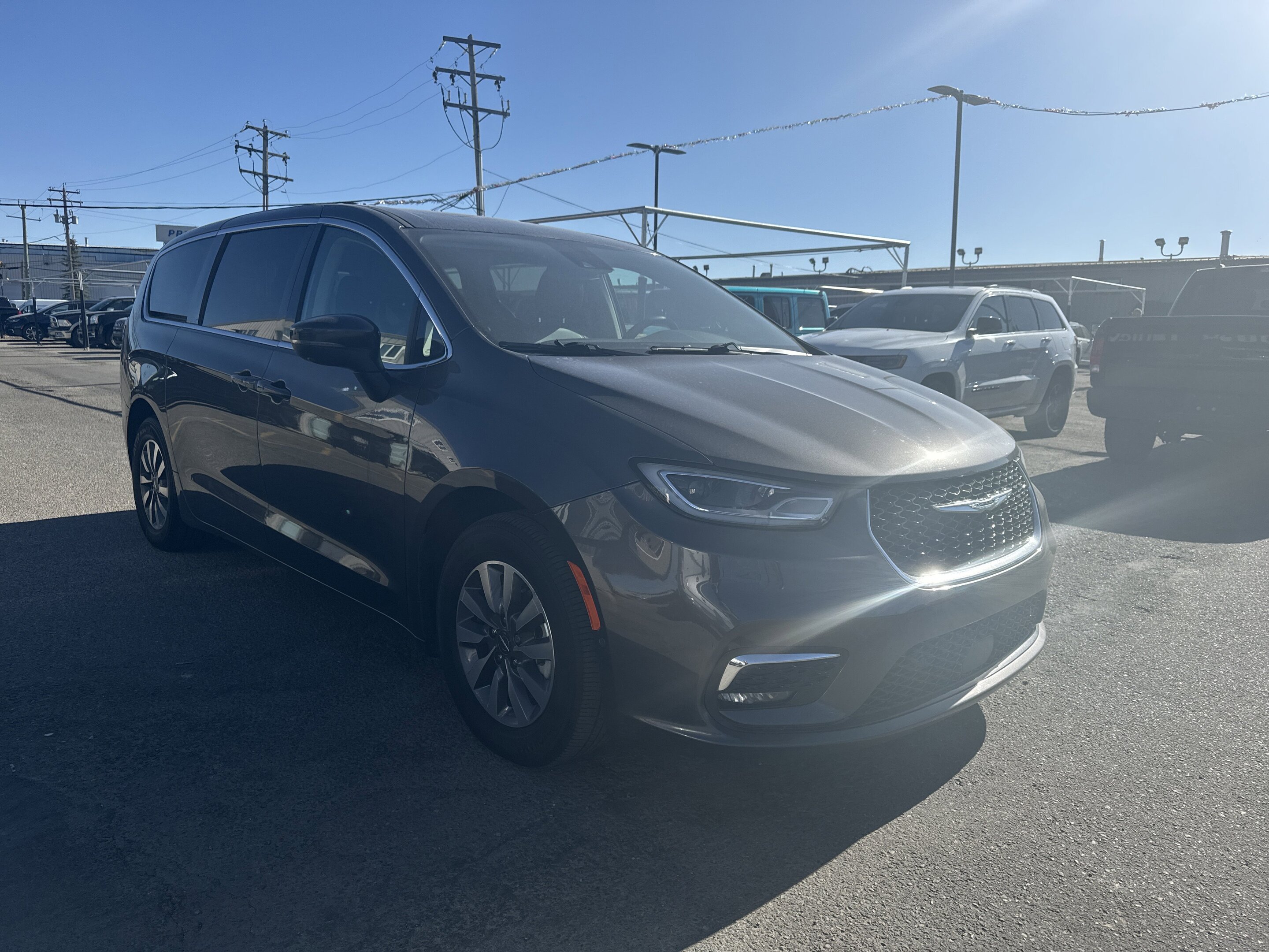 Chrysler Pacifica 2023