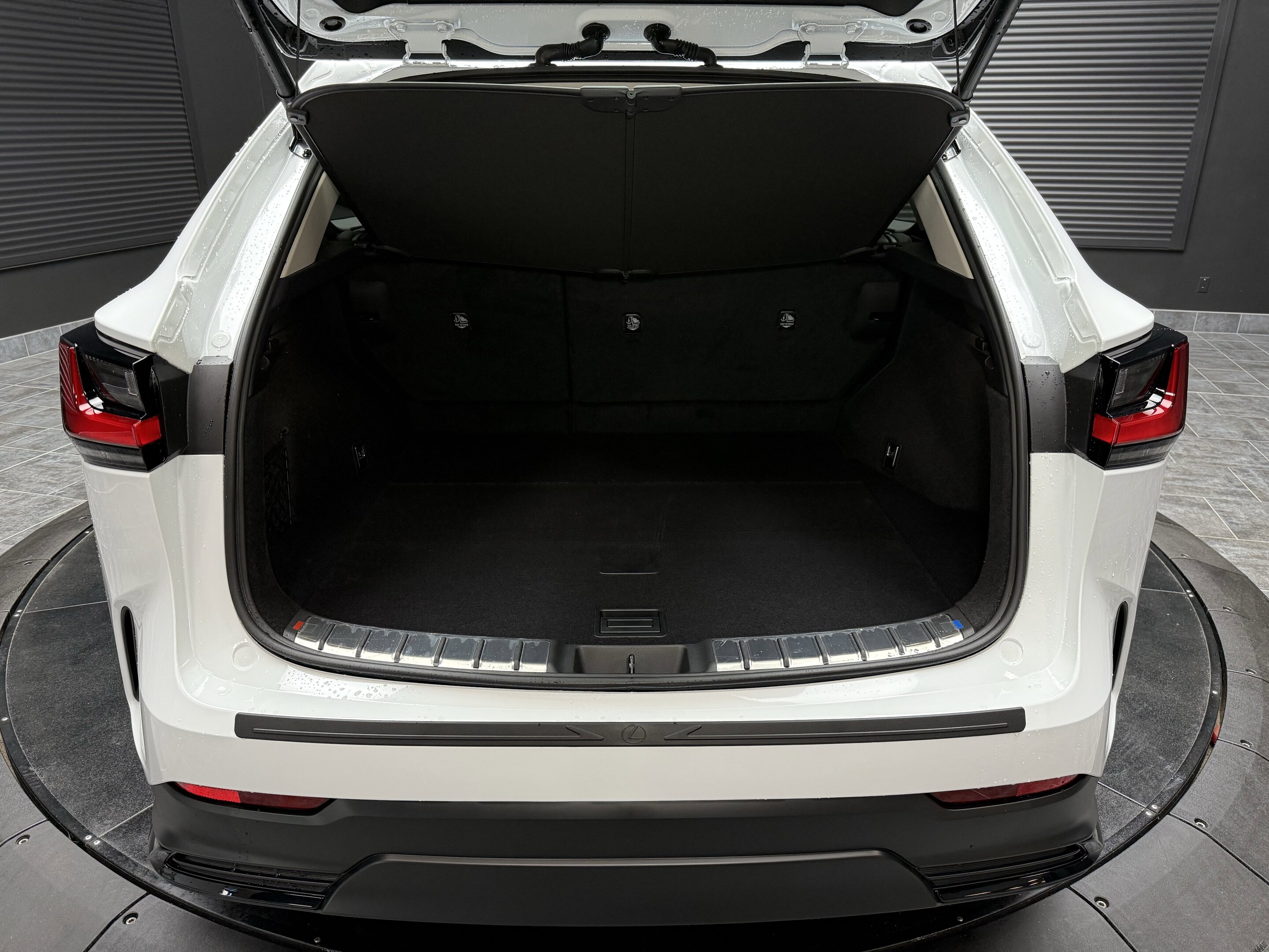 Lexus NX 2026
