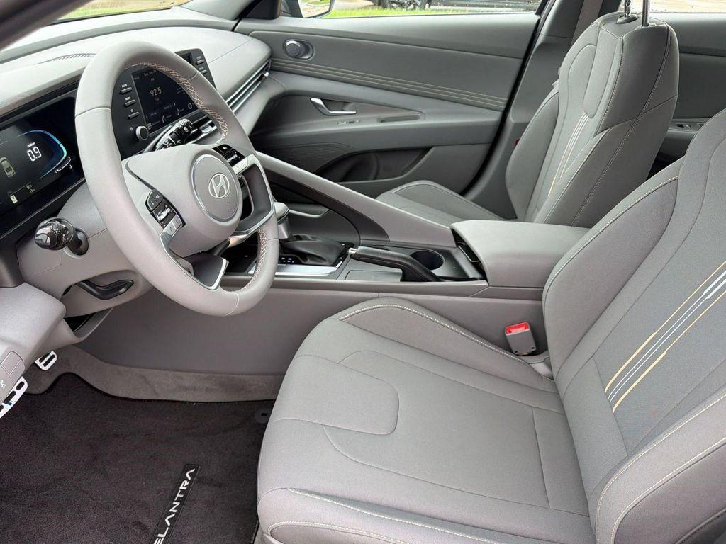 Hyundai Elantra 2026