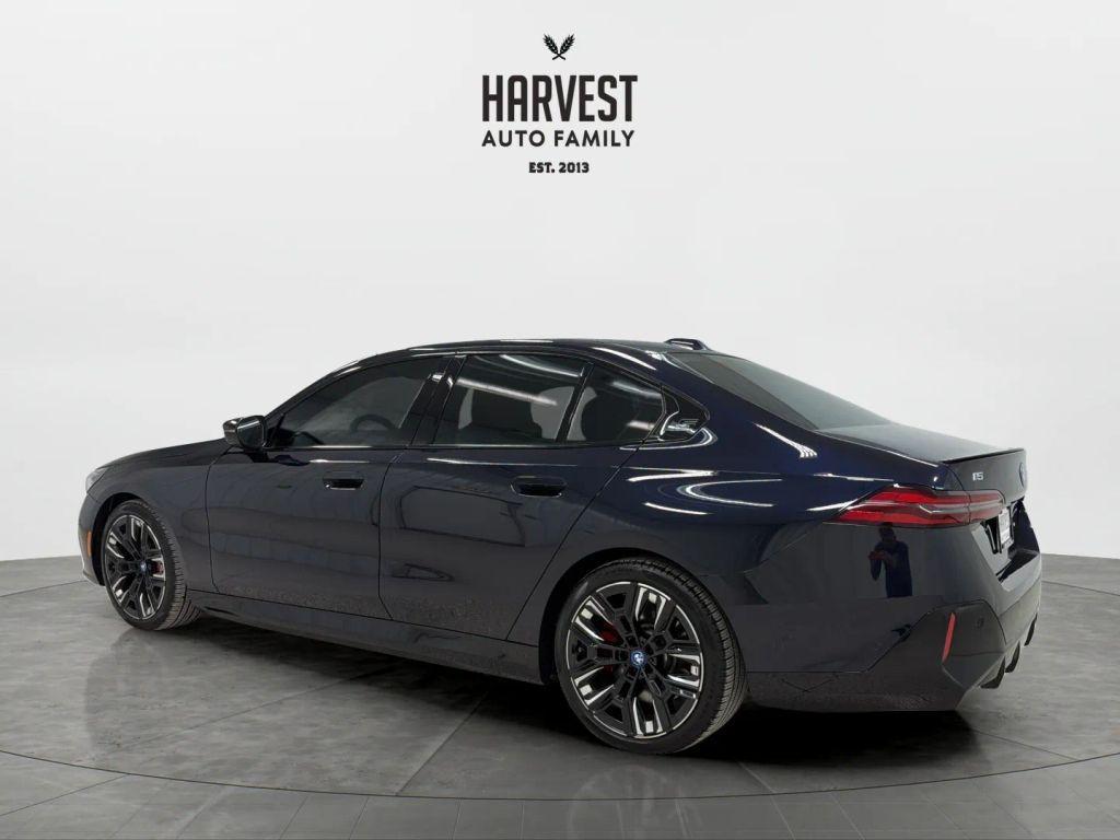 BMW i5 2024