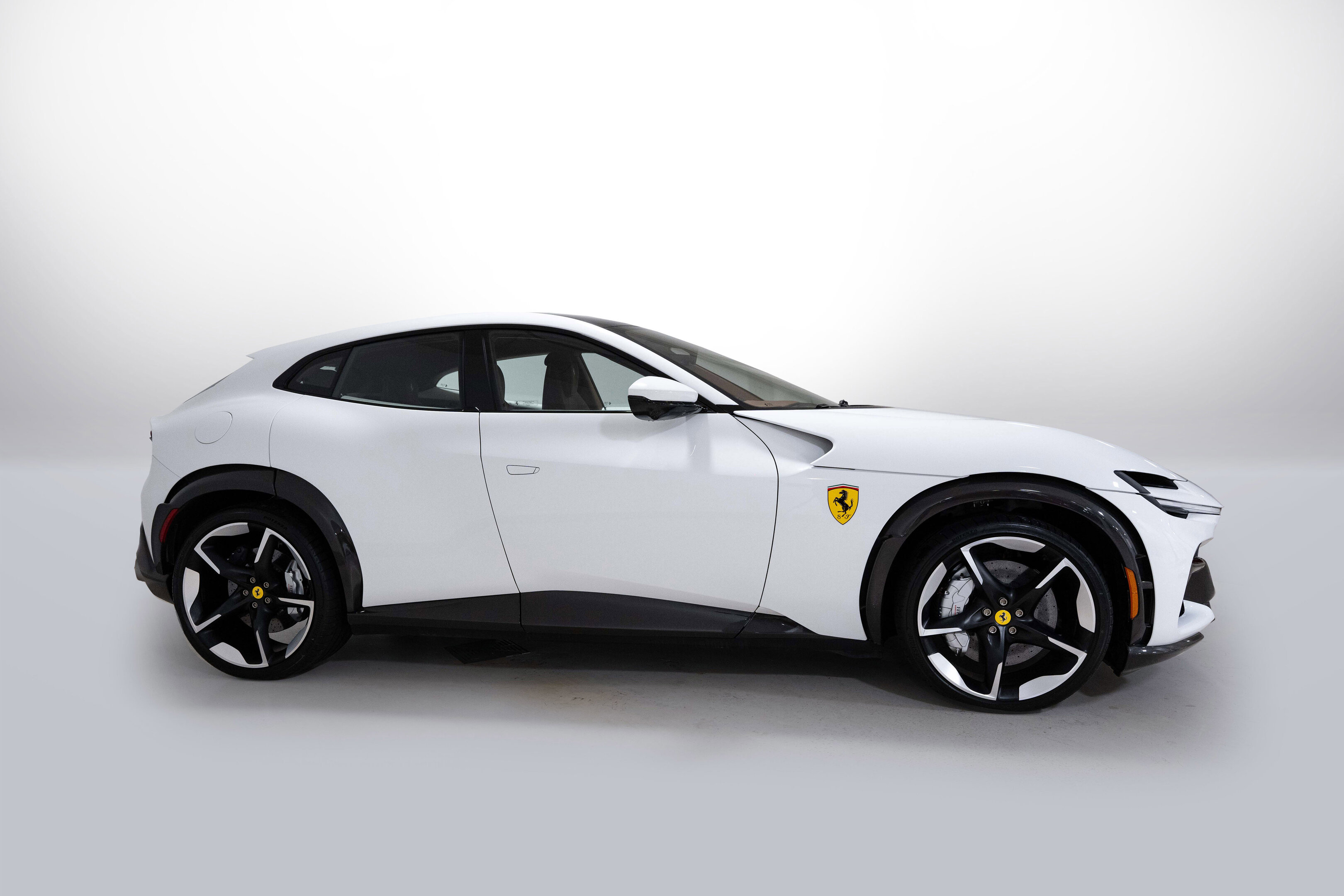 Ferrari Purosangue 2024