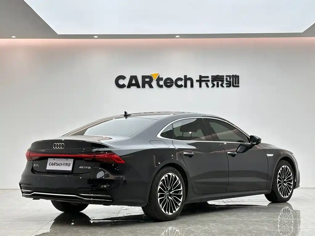 Audi A7 2024