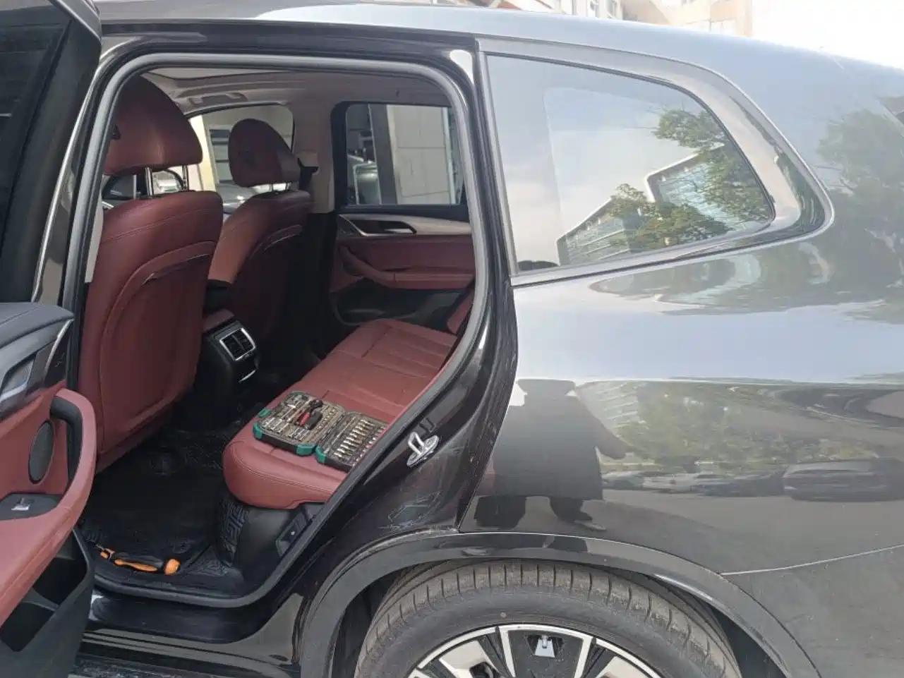 BMW iX3 2023