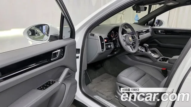 Porsche Cayenne 2023